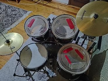 davul: Asanasi marka akustik baraban dəsti - Korpus: qırmızı şabalıdı laklı — 2