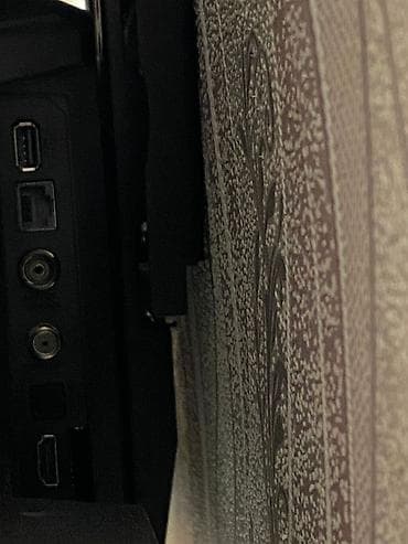 televizor youtube: TCL Smart TV – Google TV ilə - Marka/model: TCL (aşağı çərçivədə TCL — 10