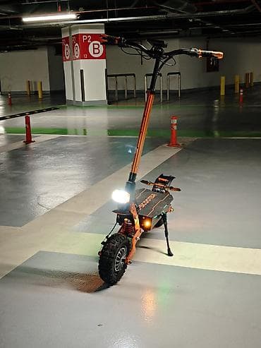 Elektrik nəqliyyatı: Yeni Elektrik samokat 10", > 1000 Vt, > 45 km/s, Ünvandan götürmə — 6