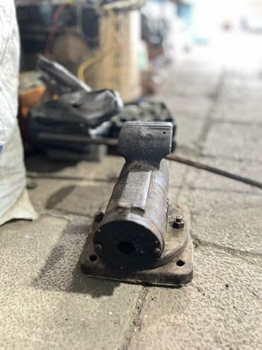 Сантехника: Dəzgah vitse (bənna/ustaxana üçün) - Ağıryüklü, tökmə gövdəli metal — 2