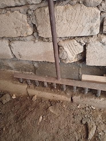 dekor şpatel: Metall kürək/borana bənzər iri dişli torpaq beləsi (ələkləyici torpaq — 2