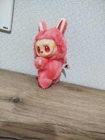 təyyarə oyuncaq: Monster oyuncaq Pop mart kolleksiya asılan yumwaq iqruwka, 17 sm boyu — 2