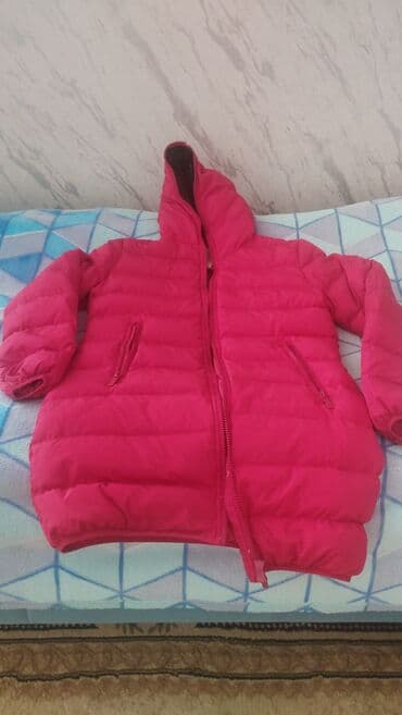 9 yaş: Qız üçün isti qış gödəkçəsi - Rəng: parlaq çəhrayı - Model: üfüqi — 2