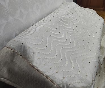 Yataq üçün İşlənmiş Qaşlı rəng - Ağ Yataq örtüyü