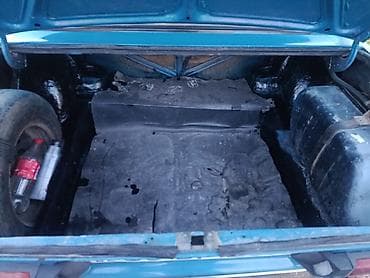 ВАЗ (ЛАДА): VAZ 2106, mavi rəng, 4 qapılı sedan. Xüsusiyyətlər: - Klassik — 4