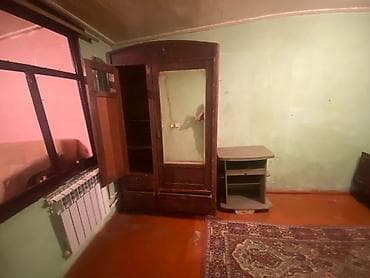 Kirayə üçün 2 otaqlı,ev - Plan: iki ayrı otaq – birində iki tək — 2