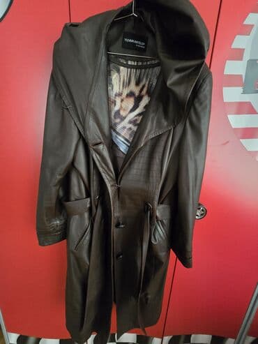 Plaş, rəng - Qəhvəyi