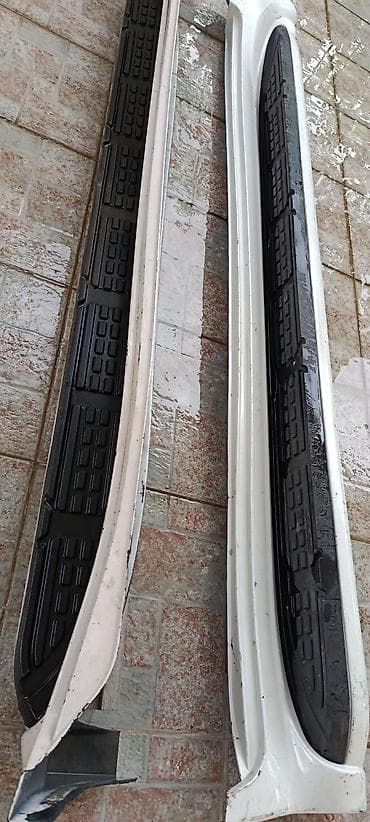 range rover satilir: Məhsul: Avtomobil üçün yan pilləkənlər (çift) - Korpus: Ağ rəngli yan — 2