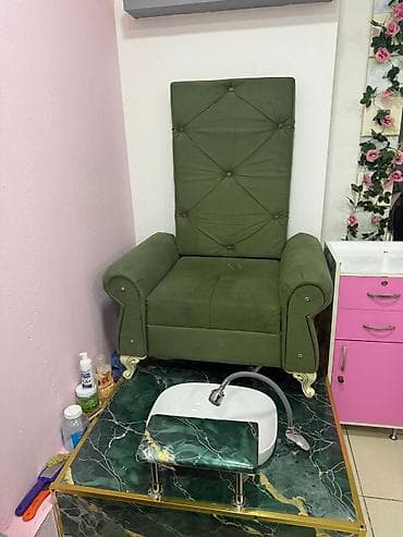 İşlənmiş, Manikür üçün masa, Güzgüsüz lalafo.az -da İşlənmiş, Manikür üçün masa, Güzgüsüz