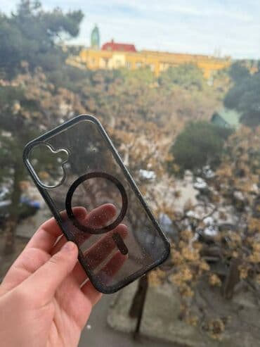 Bentley: IPhone 16, 128 GB — 9