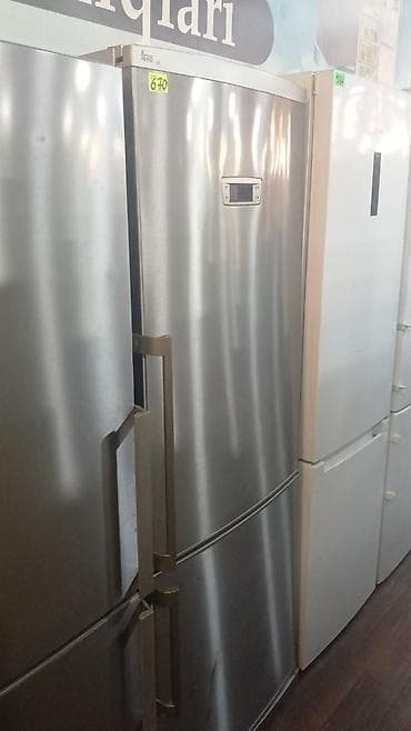 soyuducu islenmis: Alt buzxanalı, iki qapılı soyuducu - Rəng: ağ - Ön paneldə toxunmatik — 1