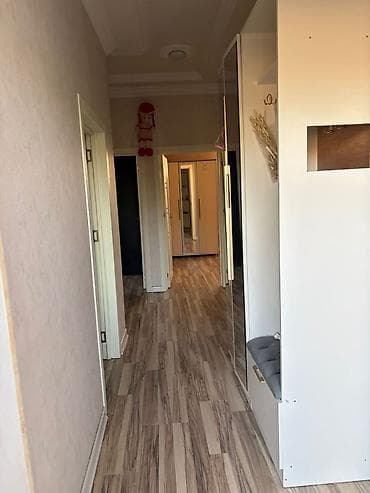 zabratda ev: Zabrat 2 71 nömrəli orta məktəbin ərazisində yerləşir 3 otaqlı ev — 6