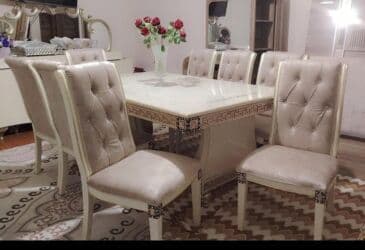 Комплекты столов и стульев: Masa desti satilir. Fabrik istehsalidi. Boyuk masa ve 8 oturacawlardan — 1