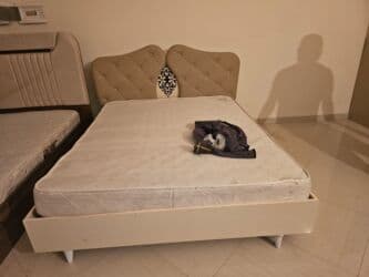 высокая кровать: İkinəfərlik çarpayı — 1