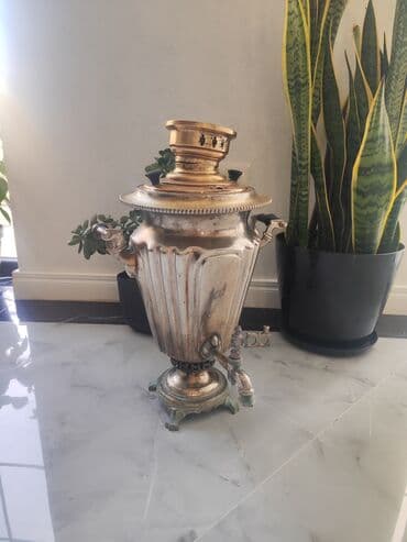 aspirator komuru: Klassik kömürlü samovar - Material: Mis/latundan hazırlanmış gövdə — 3