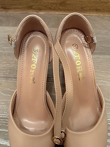 Tuflilər: - Model: platformalı hündürdaban nasos (pump) - Rəng: açıq bej/nude - — 4