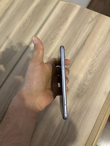 poco x3 nfs: Smartfon – tam ekranlı, çərçivələri nazik, şüşə ön panel və metal — 6