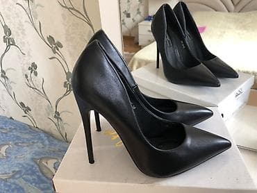 Şəxsi əşyalar: Qara dəri klassik stilettolar - Model: qadın üçün, şıq “pointed toe” — 1