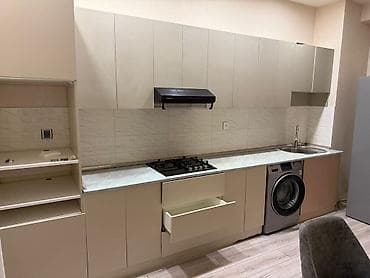 qaz beci: Metbex mebeli satilir .Prablemi yoxdur.Olcu 4 metir ustunde qaz — 1