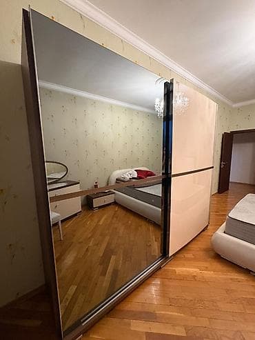yataq dəsti mebel: Yataq otağı mebel dəsti - Komplekt: ikinəfərlik çarpayı (yumşaq — 8