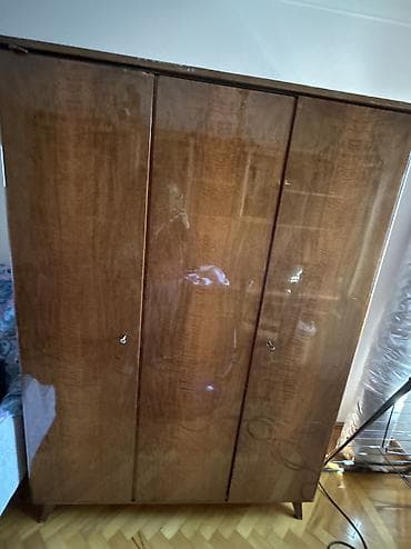 islenmis dolab: Yaxşı vəziyyətdə paltar şkafı. Yalnız açarları dəyişdirmək lazımdır — 2