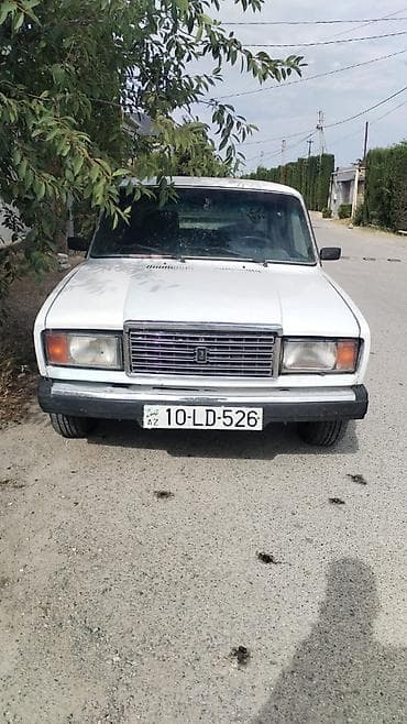 riva 2107: 11ayi qalib 350azn Aparaturasina 800azn verilib Negd 3900son Mator — 4