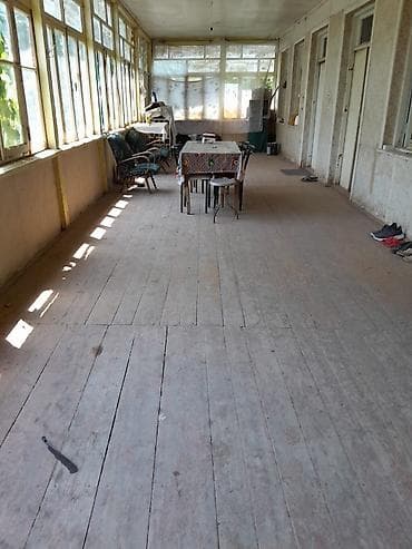 sebail ev: Geniş həyət evi – sadə, funksional planlama ilə.goygopde hacikende ev — 2
