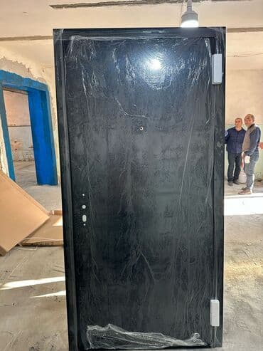 Metal giriş qapısı - İkiüzlü dizayn: bir tərəfi qara, digər tərəfi lalafo.az -da Metal giriş qapısı - İkiüzlü dizayn: bir tərəfi qara, digər tərəfi