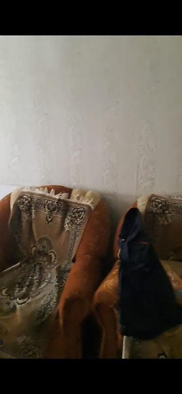 2otaqlı mənzil – daxili planlama və xüsusiyyətlər: - Girişdə asılqanlı — 5