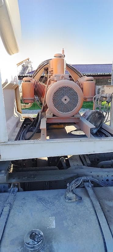 qoşqu mala: Iveco Stralis 460 E5çənli qoşqu ilə - Markası/modeli: Iveco Stralis — 2