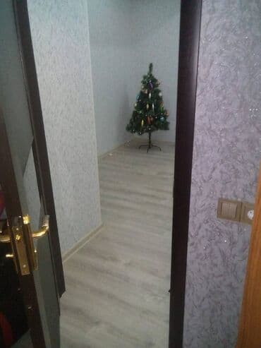 ist petrol tbilisi prospekti: Bakı, 5 otaqlı, Köhnə tikili, m. Əhmədli, 106 kv. m — 21