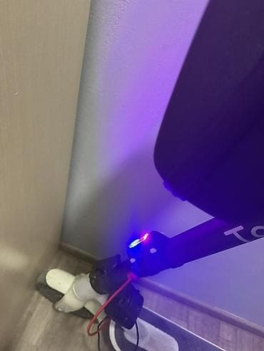 hareket scooter 2. el: Salam, samokat yigilib polnu, her sey var. Fara, telefon tutan. Toba — 3