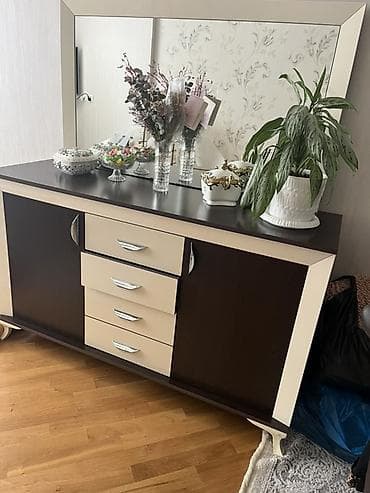 ayna qapı: Güzgülü — 1