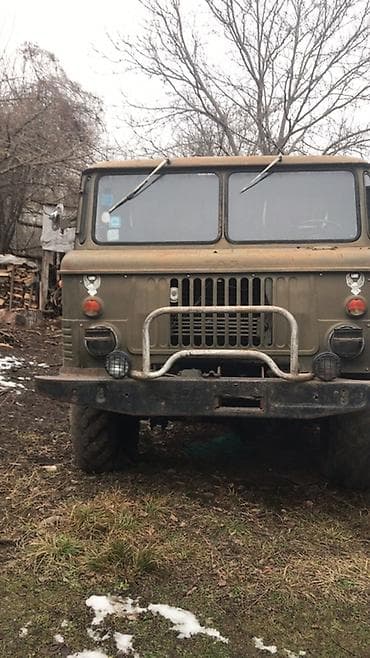 kia ceed motor: GAZ-66 yük avtomobili - Geniş kabinalı, iki bölməli ön şüşə və kənar — 4