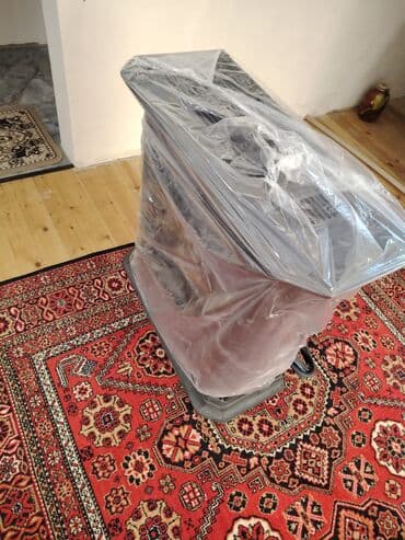 Zərərvericilərə qarşı mübarizə aparatları: Ceyran peçi 200 kv. Cemi 2 ay işlənib. Qiymet 130 azn. Unvan Sumqayit — 2