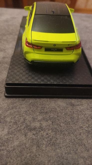модель: BMW M3 Competition (G80) 1:32 die-cast model avtomobil – kolleksiya — 4