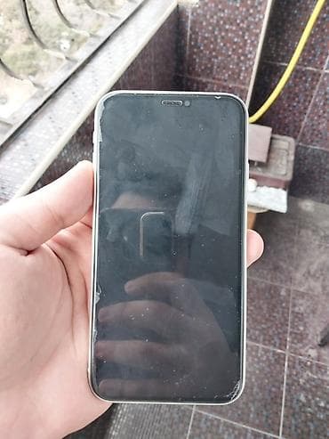 iphone 70: IPhone 11, Ağ — 2