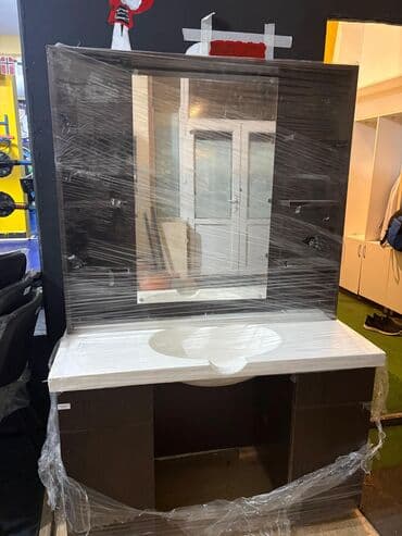 bərbər guzgusu: KİŞİ BƏRBƏR XANASI Mebelleri 1ƏDƏD BƏRBƏR KRESLOSU 2 ƏDƏD GÜZGÜLÜ — 1