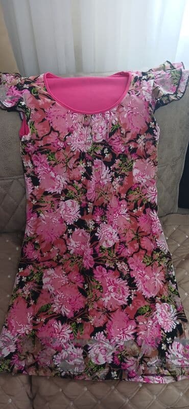 ikinci əl uşaq əşyaları: Ikinci əl geyimlər yaxşi vəziyətdə. yer biri 5 manat .ünvandan — 4