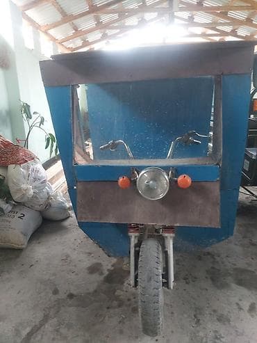 isıq: Yükdaşıma üçün üçtəkərli motorlu vasitə - Konstruksiya: Ön təkərli — 1