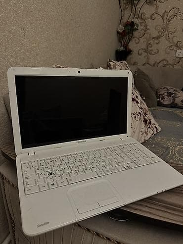 📌Toshiba komputer 💻📌 Tam işlək vəziyyətdədir iki knopkasi yoxdur deye — 4