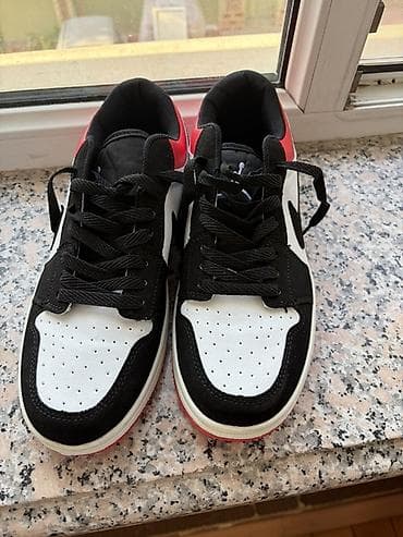 kisi krasofkalari: Məhsul: Nike Air Jordan Low kişi idman ayaqqabısı • Model: Air Jordan — 3