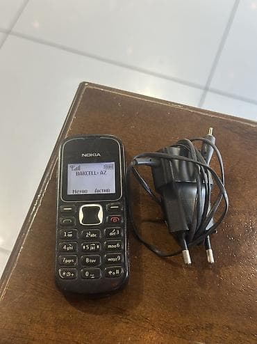 Nokia 1, 2 GB, rəng - Qara, Düyməli