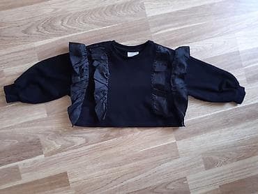 LC Waikiki brendi olan qız uşagı üçün kofta. 3-4 yaşlı uşaqlar üçün