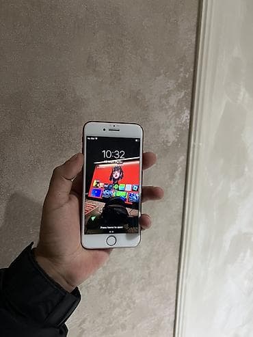 Kompüter, noutbuk və planşetlər: IPhone 7, 128 GB, Qırmızı, Barmaq izi — 7