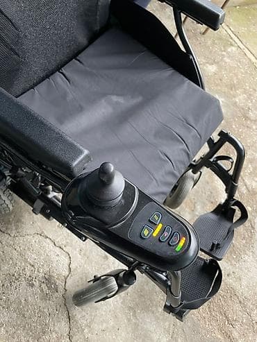 tibbi canta: Elektrik təkərli arabası - Joysticklə idarəetmə: sağ qoltuqaltıda — 1