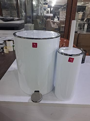 Zibil qab desti Hamam üçün 2-li aksesuar dəsti - Ağ rəngli metal at lalafo.az Zibil qab desti Hamam üçün 2-li aksesuar dəsti - Ağ rəngli metal