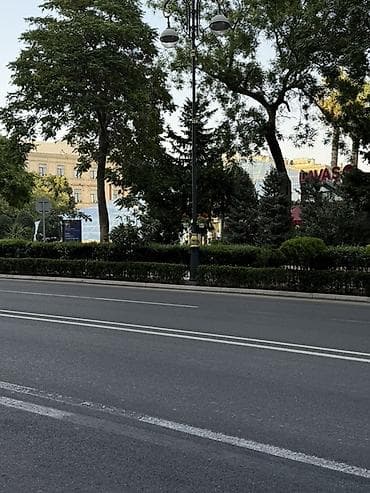 şeki: İCARƏYƏ GÜNLÜK/FOTOSESSİYA ÜÇÜN MƏKAN – ŞƏHƏR MƏRKƏZİ - Bakı — 2