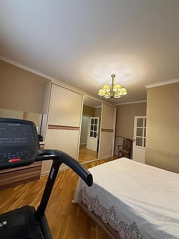 gence emlak ev: İnqılabda Asan xıdmetle uzbeuz 135 kv 3 otaqlı eşyalı ev — 1