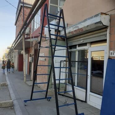 işlənmiş nərdivan: Ucu birinde nerdivan ayaq alti eni 1.60 pilekanlarin eni 50sm. Aciilib — 2